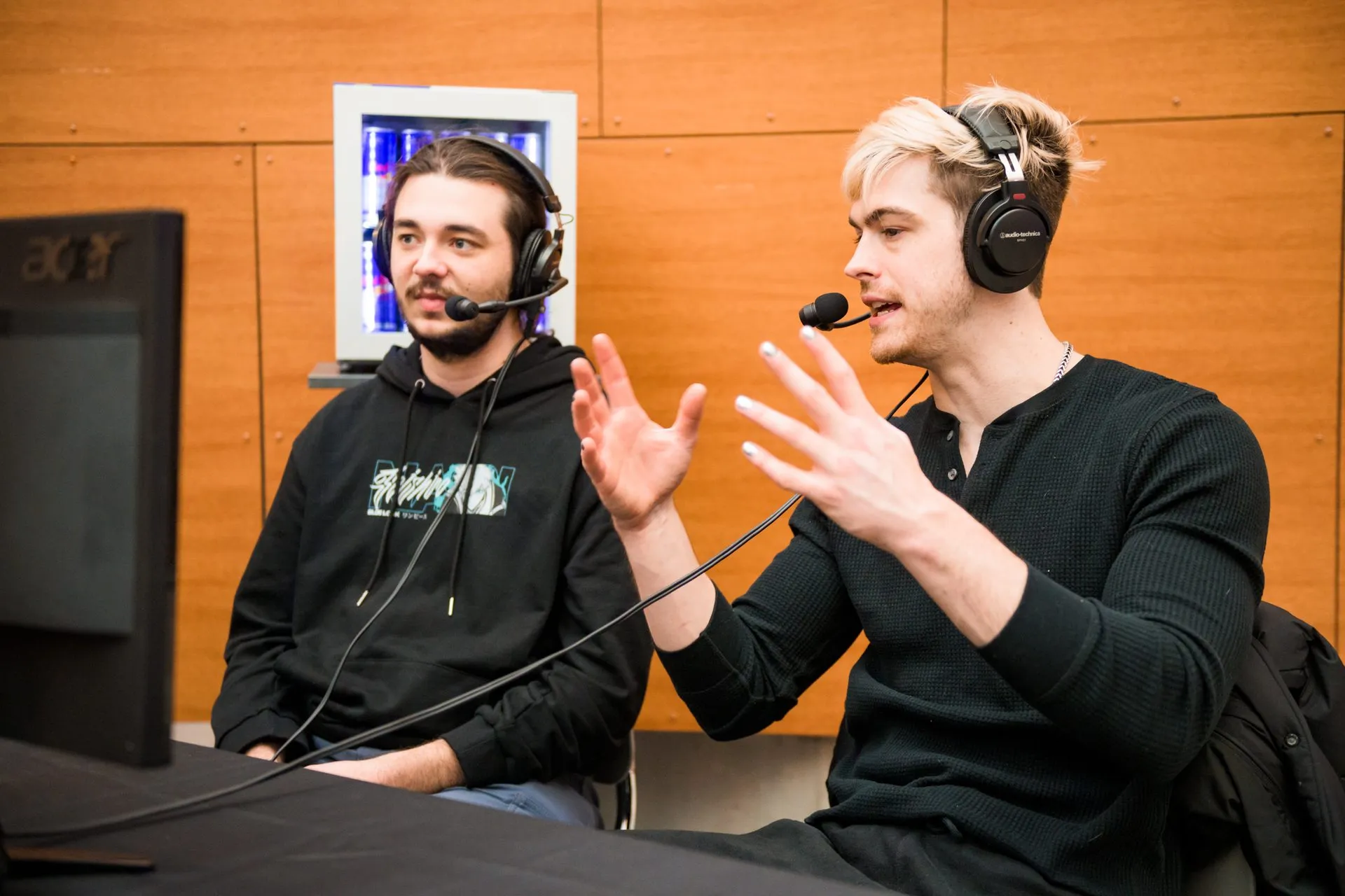 Commentators react mid-match while casting Canakup 2023